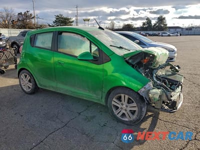 Czwarte zdjęcie samochodu z boku: 2015 CHEVROLET SPARK 1LT VIN:KL8CD6S97FC764184 - miniatura