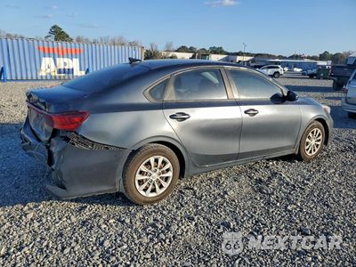 Trzecie zdjęcie samochodu z tyłu: 2020 KIA FORTE FE VIN:3KPF24AD8LE154240 - miniatura