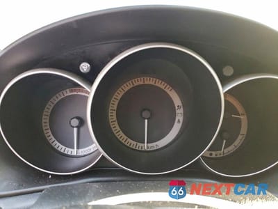 Zdjęcie 9 z 12 samochodu: 2008 MAZDA 3 HATCHBACK VIN:JM1BK343081149300 - miniatura
