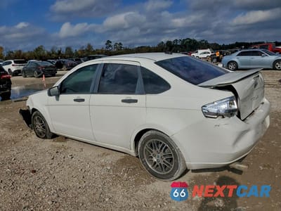 Drugie zdjęcie samochodu z przodu: 2010 FORD FOCUS SE VIN:1FAHP3FN8AW138327 - miniatura