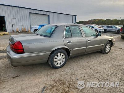Trzecie zdjęcie samochodu z tyłu: 2004 MERCURY GRAND MARQUIS LS VIN:2MHFM75WX4X667235 - miniatura