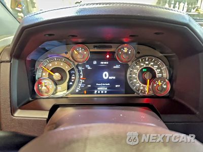 Zdjęcie 8 z 13 samochodu: 2015 RAM 1500 LONGHORN VIN:1C6RR7PM6FS635873 - miniatura