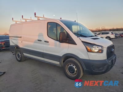 Czwarte zdjęcie samochodu z boku: 2023 FORD TRANSIT T-250 DELIVERY VAN VIN:1FTBR1Y80PKB20667 - miniatura