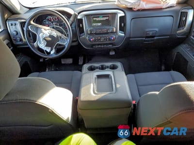 Zdjęcie 8 z 16 samochodu: 2019 CHEVROLET SILVERADO K3500 LT VIN:1GC4KWCG7KF251430 - miniatura