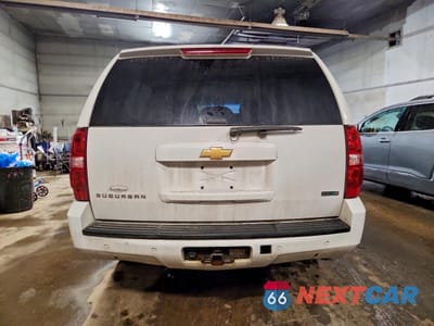 Zdjęcie 6 z 14 samochodu: 2012 CHEVROLET SUBURBAN K1500 LT VIN:1GNSKJE77CR215283 - miniatura