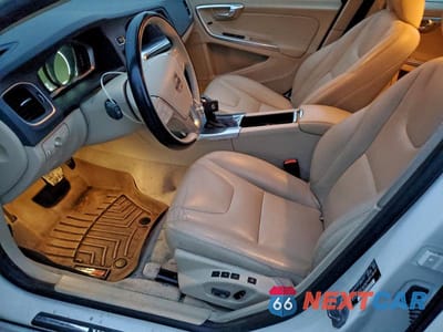 Zdjęcie 7 z 12 samochodu: 2016 VOLVO S60 PREMIER VIN:YV1612TK5G2391686 - miniatura