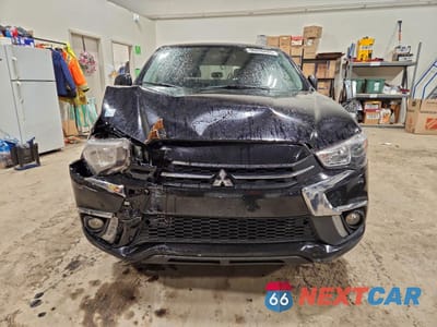 Piąte zdjęcie samochodu w środku: 2018 MITSUBISHI RVR SE VIN:JA4AJ3AU1JZ601543 - miniatura