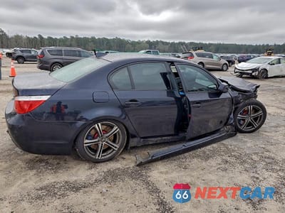 Trzecie zdjęcie samochodu z tyłu: 2010 BMW 550 I VIN:WBANW5C53ACT57145 - miniatura