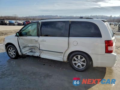 Drugie zdjęcie samochodu z przodu: 2010 CHRYSLER TOWN & COUNTRY TOURING VIN:2A4RR5D16AR479801 - miniatura