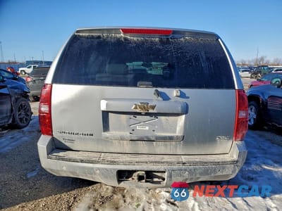 Zdjęcie 6 z 12 samochodu: 2011 CHEVROLET SUBURBAN K1500 LT VIN:1GNSKJE35BR306810 - miniatura