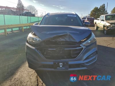 Piąte zdjęcie samochodu w środku: 2016 HYUNDAI TUCSON VIN:KM8J3CA20GU157863 - miniatura