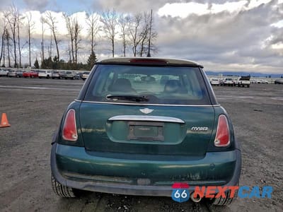 Zdjęcie 6 z 12 samochodu: 2005 MINI COOPER VIN:WMWRC33575TK60115 - miniatura