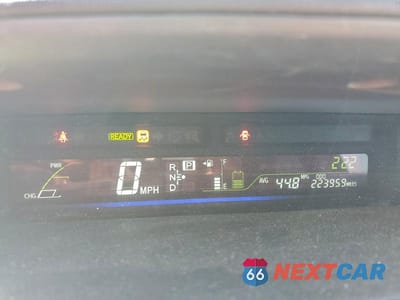 Zdjęcie 9 z 12 samochodu: 2013 TOYOTA PRIUS V VIN:JTDZN3EU9D3235412 - miniatura