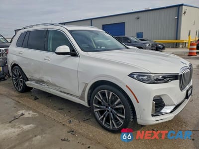 Czwarte zdjęcie samochodu z boku: 2019 BMW X7 XDRIVE40I VIN:5UXCW2C53KL088895 - miniatura