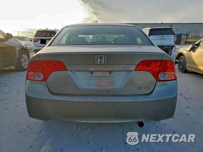 Zdjęcie 6 z 12 samochodu: 2006 HONDA CIVIC LX VIN:1HGFA165X6L127864 - miniatura