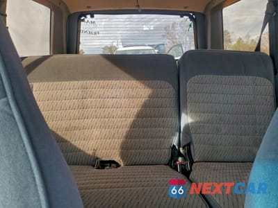 Zdjęcie 10 z 13 samochodu: 1993 FORD EXPLORER VIN:1FMDU34X2PUC39921 - miniatura