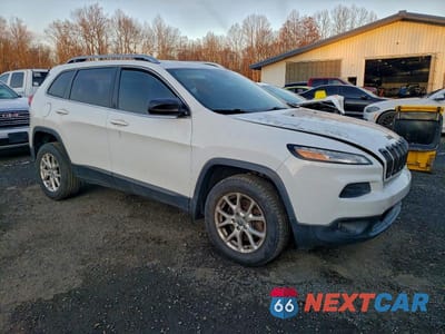 Czwarte zdjęcie samochodu z boku: 2014 JEEP CHEROKEE LATITUDE VIN:1C4PJMCS9EW179417 - miniatura