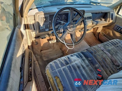 Zdjęcie 8 z 14 samochodu: 1990 GMC SIERRA C1500 VIN:2GTEC14K9L1525422 - miniatura