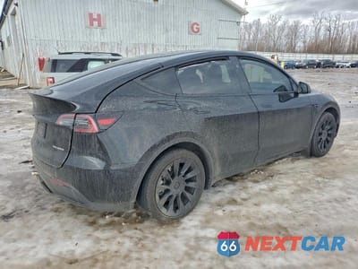 Trzecie zdjęcie samochodu z tyłu: 2024 TESLA MODEL Y VIN:7SAYGDEE5RA313862 - miniatura