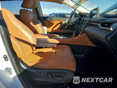 Zdjęcie 7 z 16 samochodu: 2022 LEXUS RX 350 L VIN:JTJHZKFA5N2043228 - miniatura