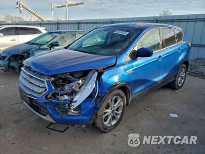 2017 FORD ESCAPE SE 1FMCU9GD9HUC38542 - główne zdjęcie licytacji z USA - miniatura