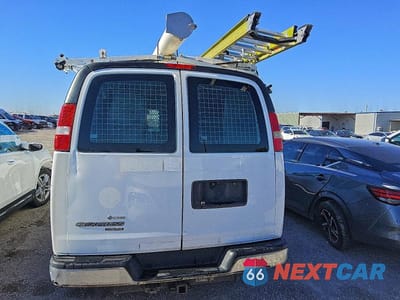 Zdjęcie 6 z 14 samochodu: 2014 CHEVROLET G2500 UTILITY / SERVICE VAN VIN:1GCWGFCB3E1113304 - miniatura