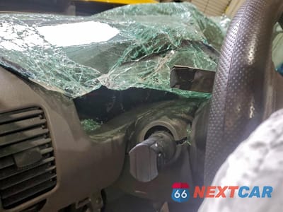 Zdjęcie 9 z 13 samochodu: 2007 NISSAN XTERRA OFF ROAD VIN:5N1AN08U07C518417 - miniatura