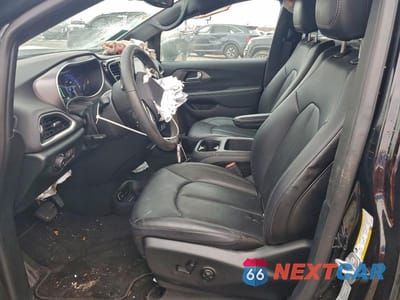 Zdjęcie 7 z 12 samochodu: 2025 CHRYSLER PACIFICA SELECT VIN:2C4RC1BG2SR555510 - miniatura