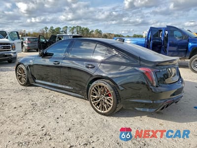 Drugie zdjęcie samochodu z przodu: 2026 CADILLAC CT5-V BLACKWING VIN:1G6D35R60T0810197 - miniatura