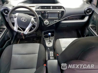 Zdjęcie 8 z 12 samochodu: 2015 TOYOTA PRIUS C VIN:JTDKDTB34F1582919 - miniatura