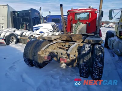 Czwarte zdjęcie samochodu z boku: 2015 INTERNATIONAL 9900I SEMI TRUCK VIN:3HSDMAPR5FN668304 - miniatura