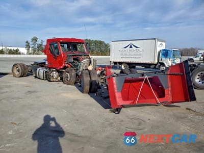 2024 VOLVO VNR SEMI TRUCK 4V4WC9EG3RN638534 - główne zdjęcie licytacji z USA - miniatura