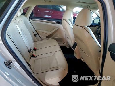Zdjęcie 19 z 24 samochodu: 2017 VOLKSWAGEN PASSAT SE VIN:1VWBT7A37HC076923 - miniatura