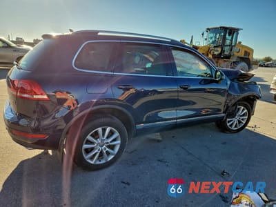 Trzecie zdjęcie samochodu z tyłu: 2014 VOLKSWAGEN TOUAREG V6 TDI VIN:WVGEP9BP3ED013868 - miniatura
