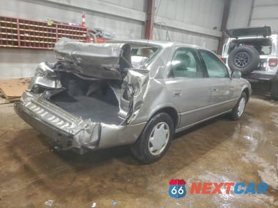 Trzecie zdjęcie samochodu z tyłu: 1998 TOYOTA CAMRY CE VIN:4T1BG22K9WU355356 - miniatura