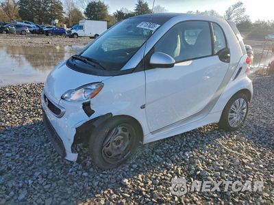 2015 SMART FORTWO PURE WMEEJ3BA0FK814478 - główne zdjęcie licytacji z USA - miniatura