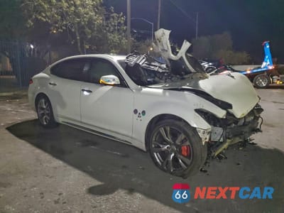 Czwarte zdjęcie samochodu z boku: 2015 INFINITI Q70L 3.7 VIN:JN1BY1PP8FM601378 - miniatura
