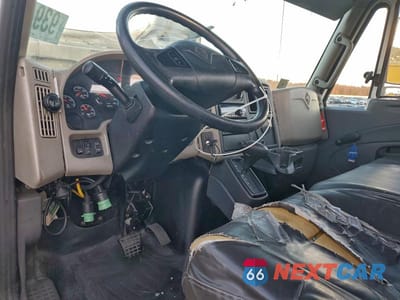Zdjęcie 8 z 13 samochodu: 2017 INTERNATIONAL 4300 TRUCK CAB AND CHASSIS VIN:1HTMMMML6HH430374 - miniatura