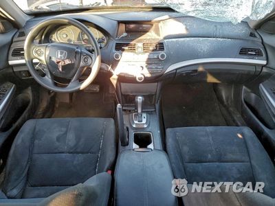 Zdjęcie 8 z 15 samochodu: 2013 HONDA CROSSTOUR EX VIN:5J6TF3H33DL005753 - miniatura