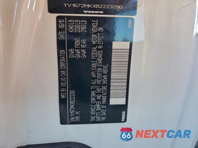 Zdjęcie 12 z 12 samochodu: 2011 VOLVO C30 T5 VIN:YV1672MKXB2223290 - miniatura