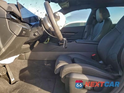 Zdjęcie 7 z 12 samochodu: 2026 BMW 530 XI VIN:WBA53FJ04TCV68931 - miniatura