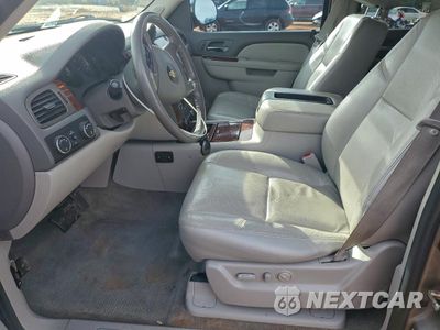 Zdjęcie 7 z 16 samochodu: 2012 CHEVROLET TAHOE K1500 LTZ VIN:1GNSKCE00CR235471 - miniatura