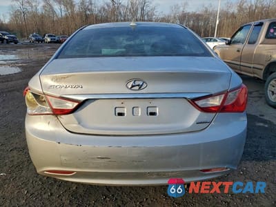 Zdjęcie 6 z 12 samochodu: 2011 HYUNDAI SONATA SE VIN:5NPEC4AC3BH001761 - miniatura