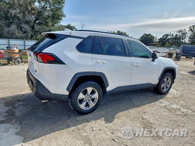 Trzecie zdjęcie samochodu z tyłu: 2023 TOYOTA RAV4 XLE VIN:2T3W1RFV2PC214879 - miniatura