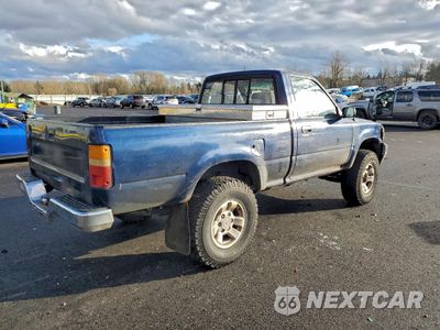 Trzecie zdjęcie samochodu z tyłu: 1992 TOYOTA PICKUP 1/2 TON SHORT WHEELBASE DLX VIN:4TARN01P1NZ026996 - miniatura