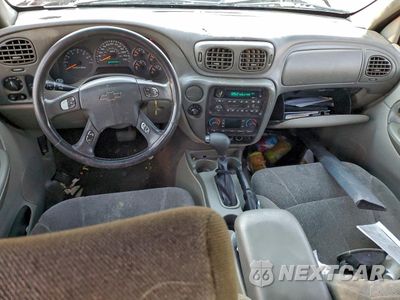 Zdjęcie 8 z 12 samochodu: 2003 CHEVROLET TRAILBLAZE VIN:1GNDS13S232372907 - miniatura