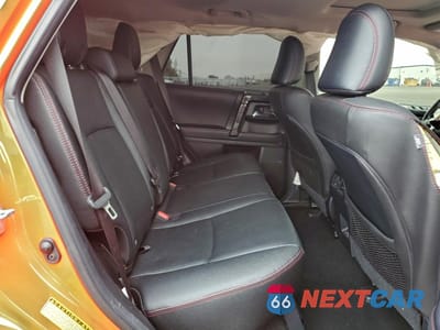 Zdjęcie 11 z 14 samochodu: 2024 TOYOTA 4RUNNER SR5 PREMIUM VIN:JTERU5JR7R6296842 - miniatura