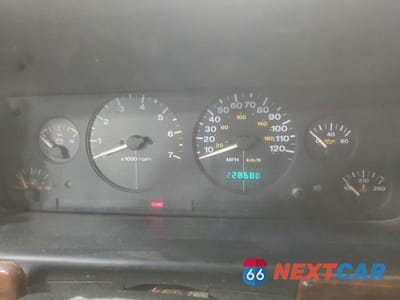 Zdjęcie 9 z 12 samochodu: 1998 JEEP GRAND CHEROKEE LAREDO VIN:1J4GZ58S1WC237685 - miniatura