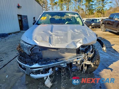 Piąte zdjęcie samochodu w środku: 2019 FORD RANGER XL VIN:1FTER4FH4KLA72675 - miniatura