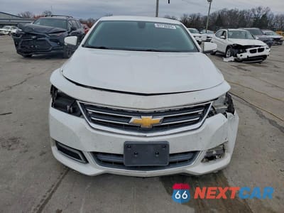 Piąte zdjęcie samochodu w środku: 2018 CHEVROLET IMPALA LT VIN:2G1105S3XJ9172142 - miniatura